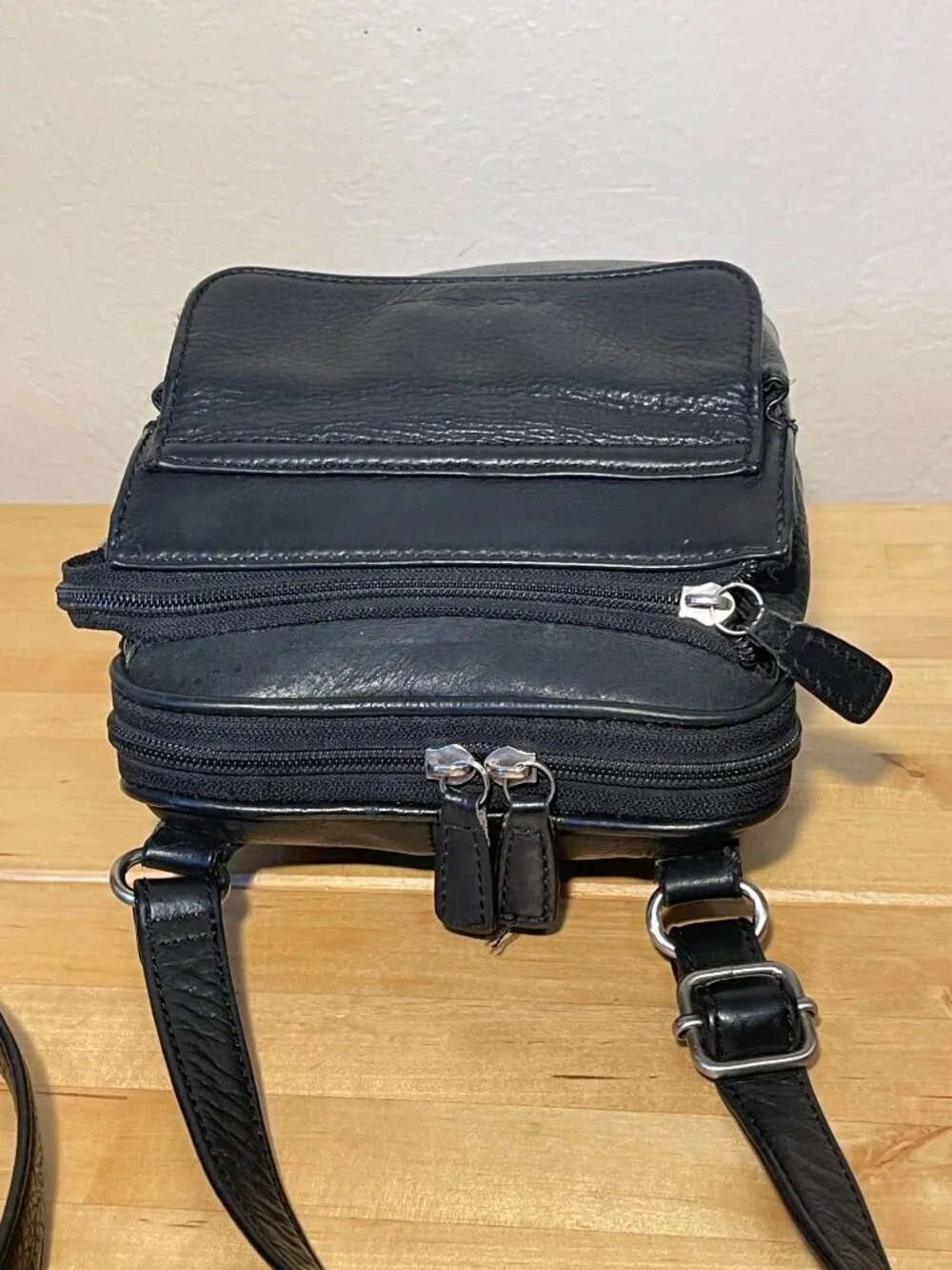 Vintage Fossil Black Leather Crossbody Bag Organizer Wallet Purse Y2K